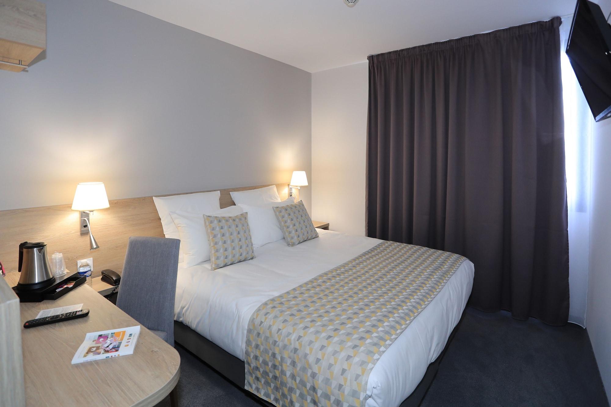 The Originals City, Hotel De La Confluence, Agen Ouest Damazan Bagian luar foto