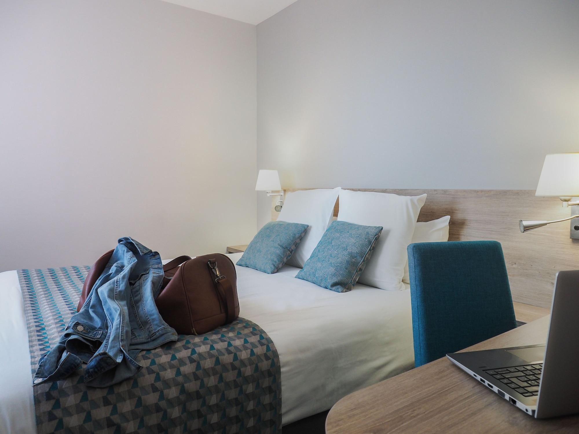 The Originals City, Hotel De La Confluence, Agen Ouest Damazan Bagian luar foto