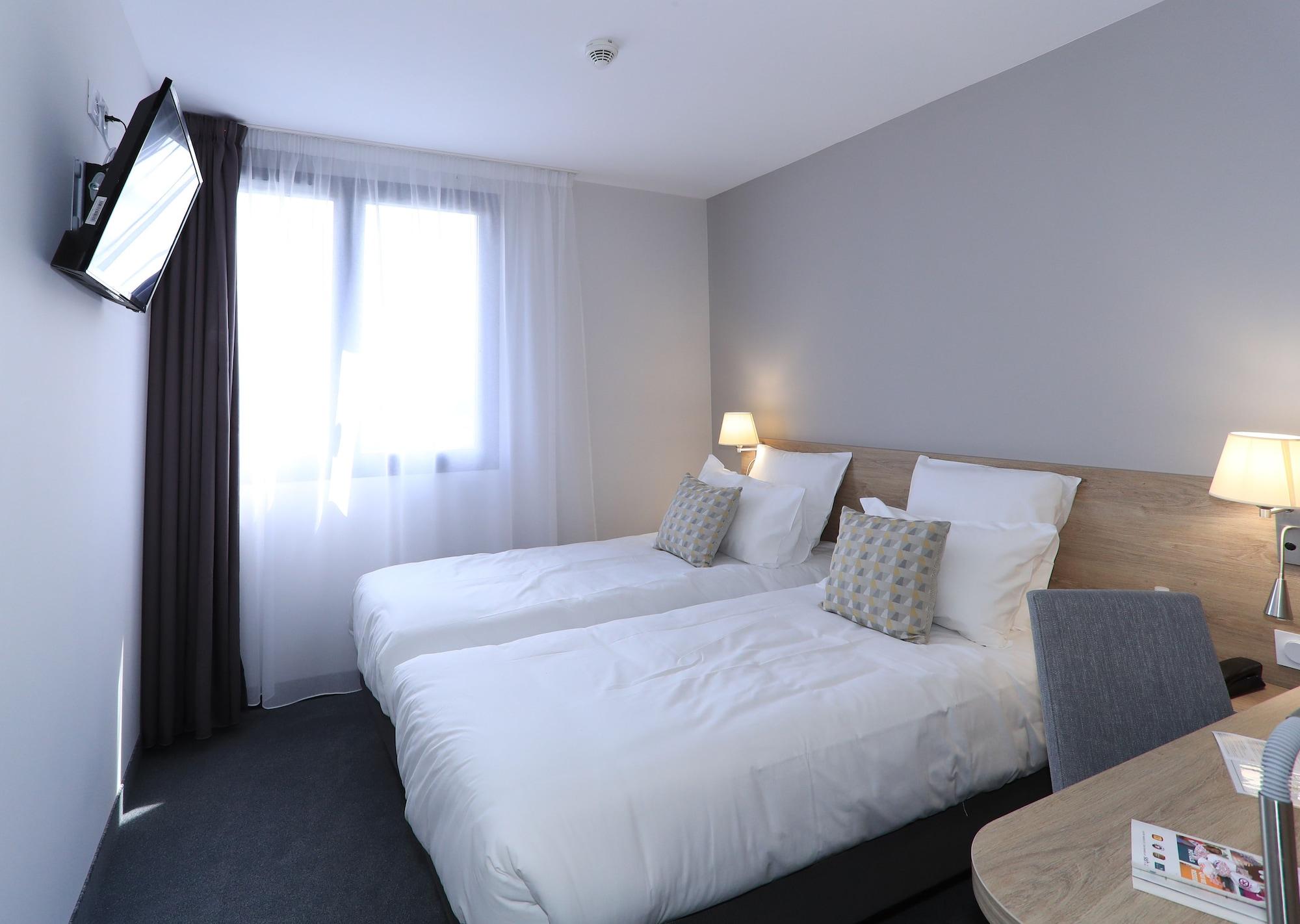The Originals City, Hotel De La Confluence, Agen Ouest Damazan Bagian luar foto