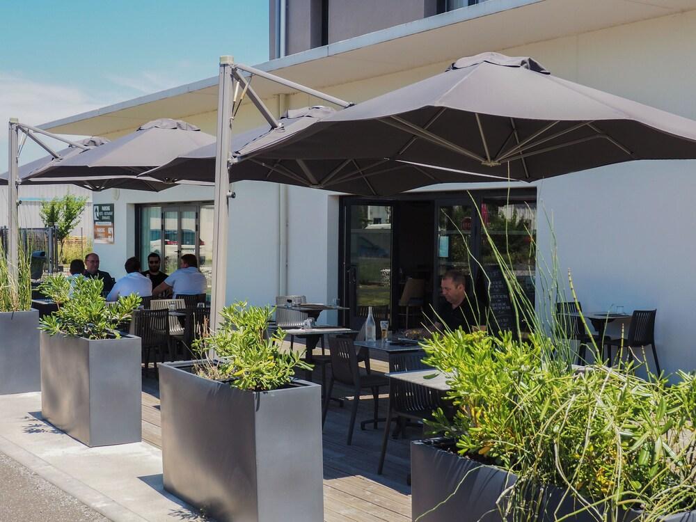 The Originals City, Hotel De La Confluence, Agen Ouest Damazan Bagian luar foto